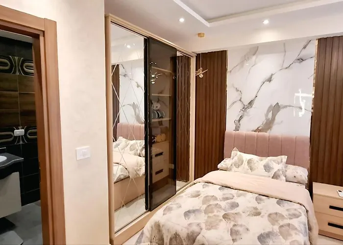 Hills Exclusive Apartment *