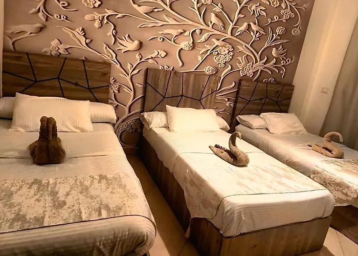 Hills Exclusive Apartment *