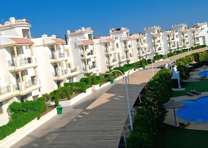 Hills Exclusive Apartment *